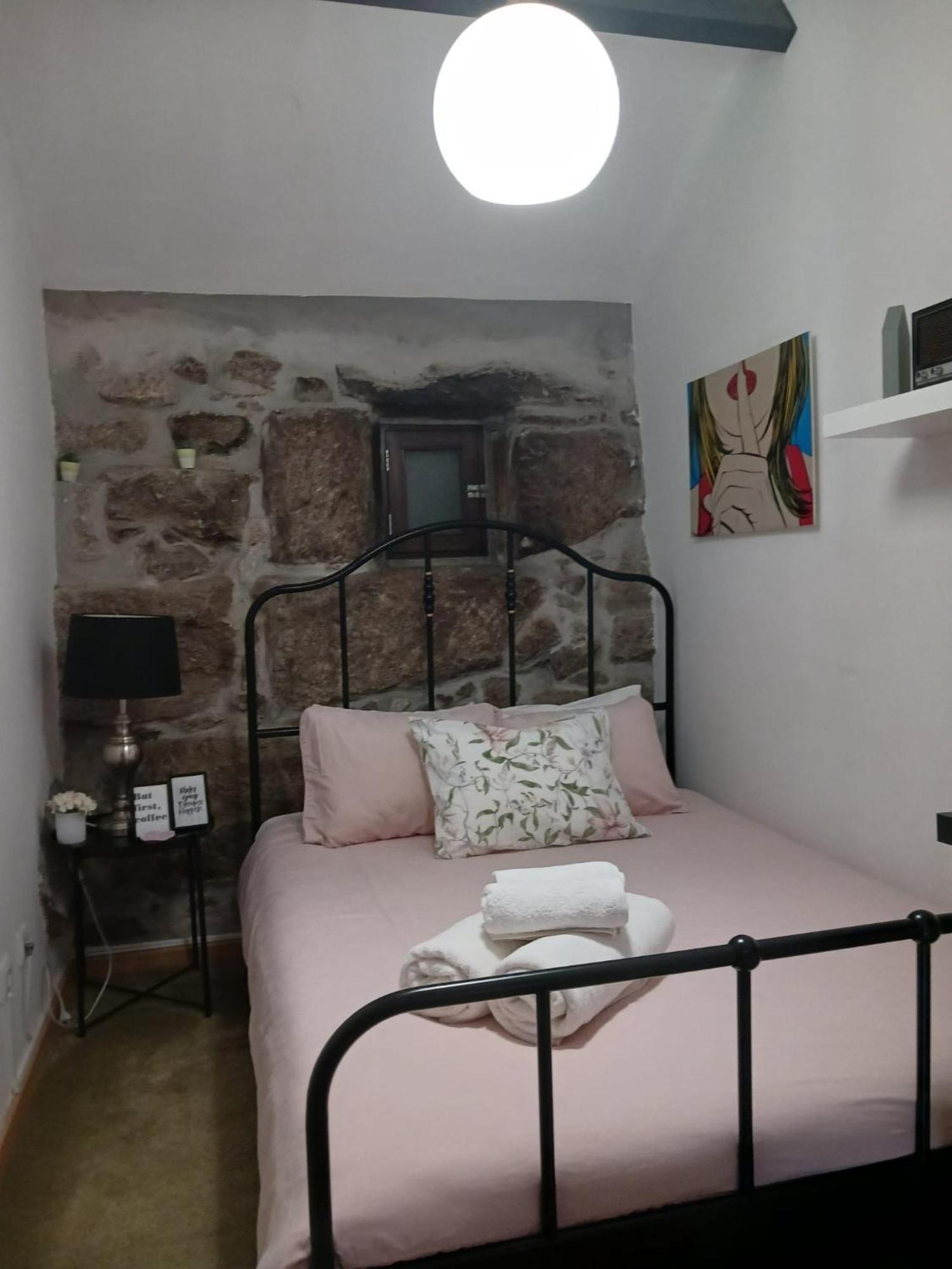Pequena Casa Rustica Com Piscina Villa Penafiel Eksteriør billede